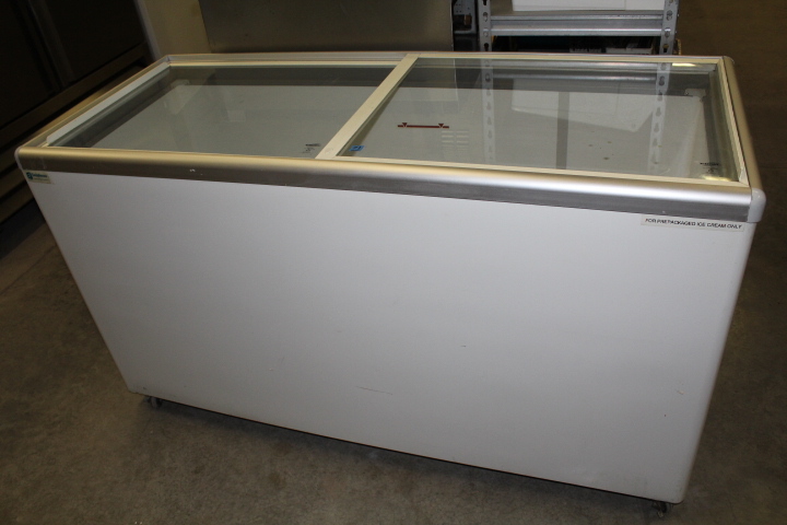 lot 71 image: Fogel Glass top chest freezer