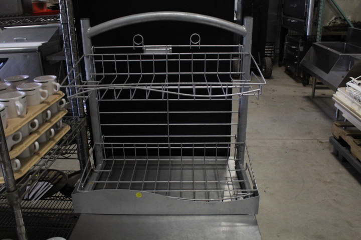 lot 133 image: 2 Tier Snack Rack