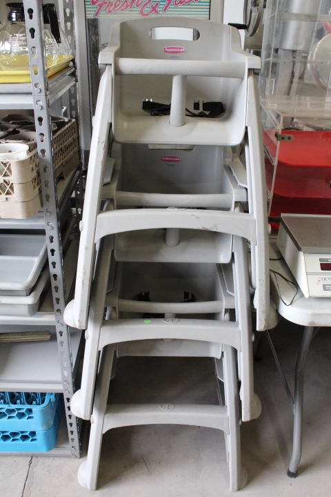 lot 154 image: High Chairs