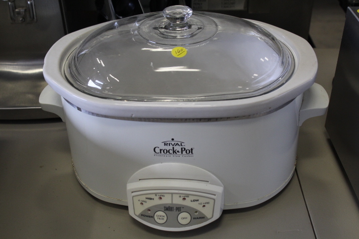 lot 160 image: Oval Crock Pot