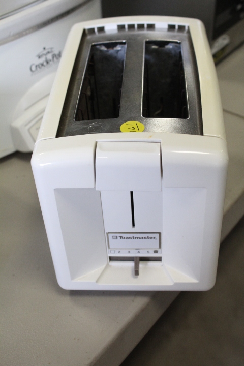 lot 161 image: 2 slice Toaster