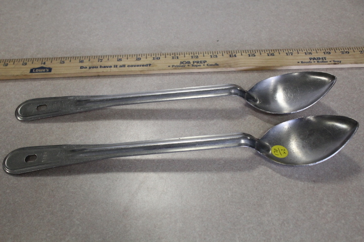 lot 170 image: Serving Spoons