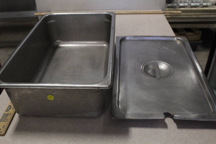 lot 185 image: Full Size Hotel Pan w slotted lid