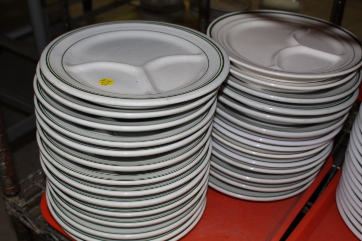 lot 214 image: Divided Plates