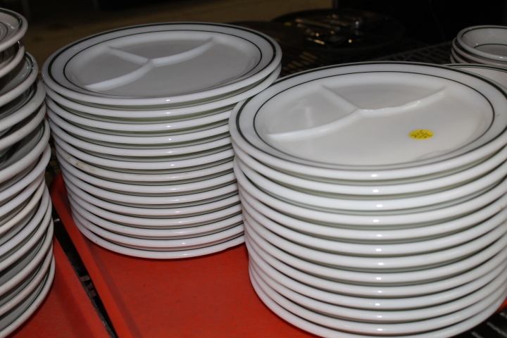 lot 215 image: Divided Plates