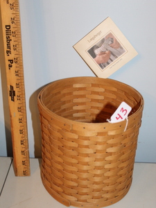 lot 43 image: Longaberger Basket - 2003  (FR)