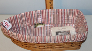 lot 44 image: Longaberger Basket - 2004  (FR)