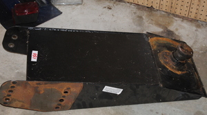 lot 150 image: Fifth Box Wheel Pin Assembly  (Garage)