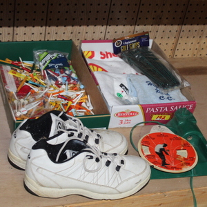 lot 192 image: Golf Items Lot  (Garage)