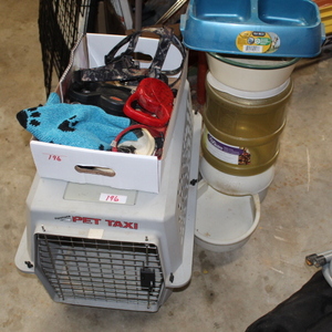 lot 196 image: Dog Lot  (Garage)