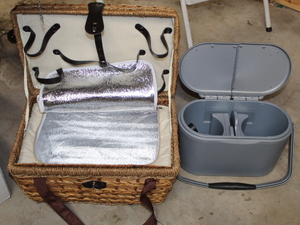 lot 203 image: Picnic Basket  Pampered Chef Cooler Lot  (Garage)