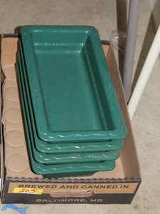 lot 205 image: PanAramics Buffet Pans #1  (Garage)
