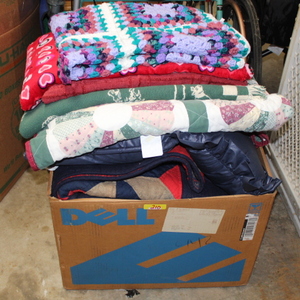 lot 210 image: Blankets  Quilts  Afghans  Pillow Lot  (Garage)