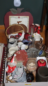 lot 96 image: Decoration Items #2  (DR)