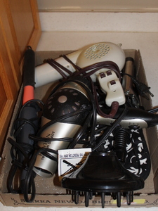 lot 76 image: Hair Dryers  Curling Irons Lot  (L2)