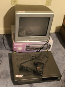 lot 52 image: TV & VHS Cassette Players Lot  (BR1)