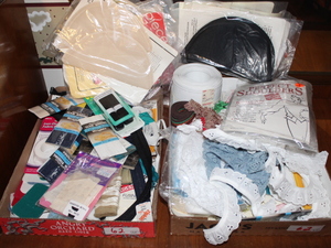 lot 62 image: Sewing Items (Zippers  Velcro  Seam Binding  Shoulder Pads)  (BR1)