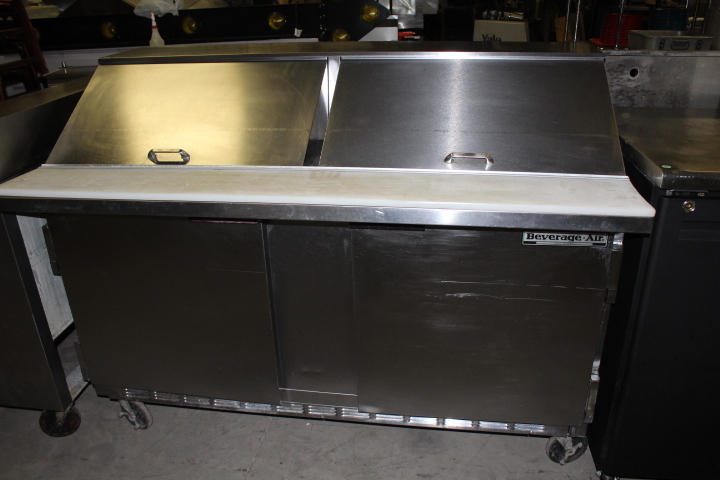 lot 15 image: 5 beverage air mega top salad  sandwich prep