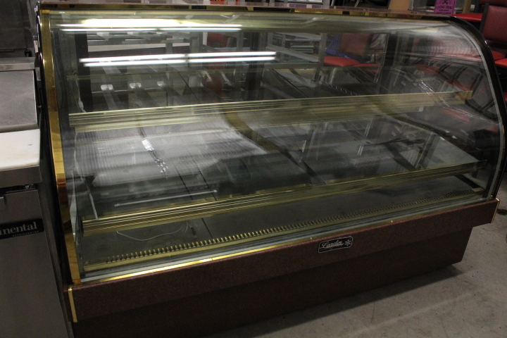 lot 26 image: Refrigerated Dessert Case  curved glass