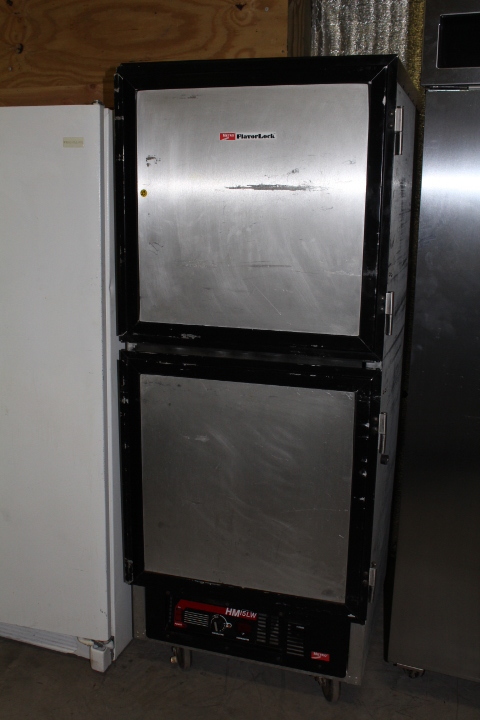 lot 29 image: Metro Flavorlock Proofing Box