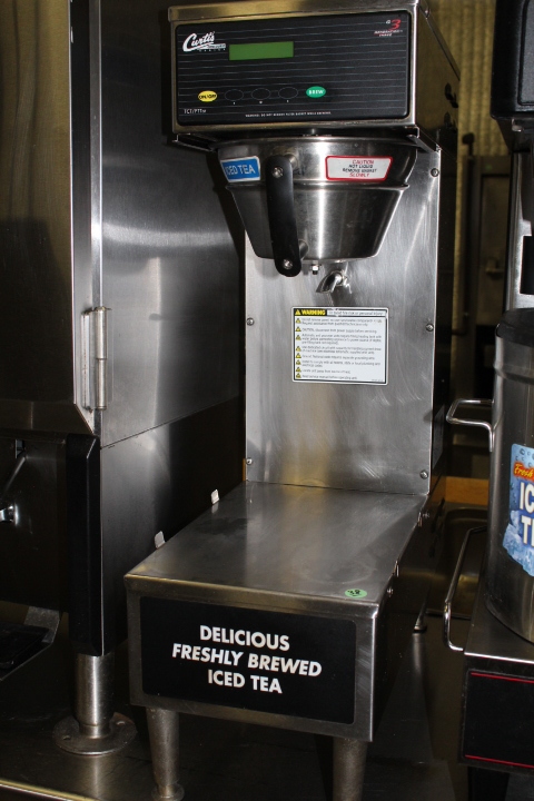 lot 38 image: Curtis Iced Tea Brewer