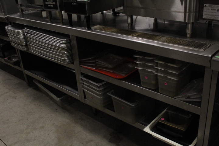 lot 41 image: Stainless steel beverage  waitress station