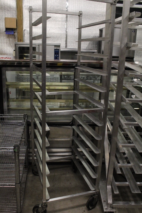 lot 46 image: Aluminum sheet pan rack