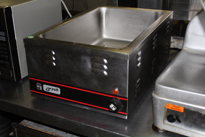 lot 63 image: Full pan steamer