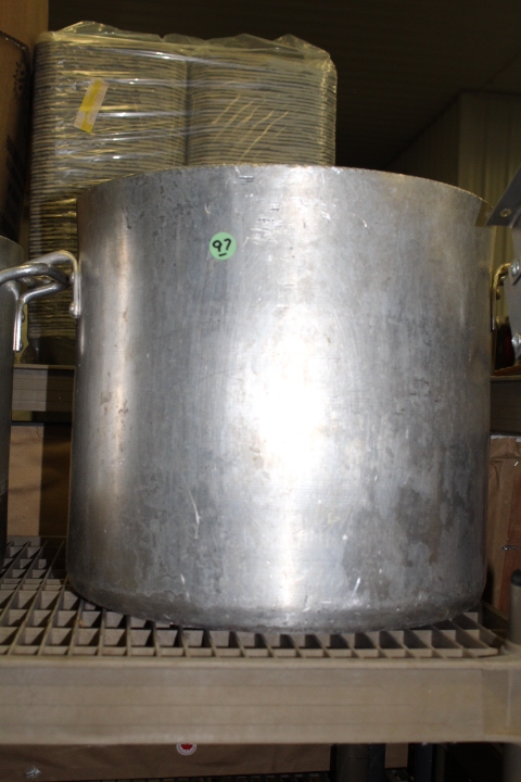 lot 97 image: 30 quart stock pot