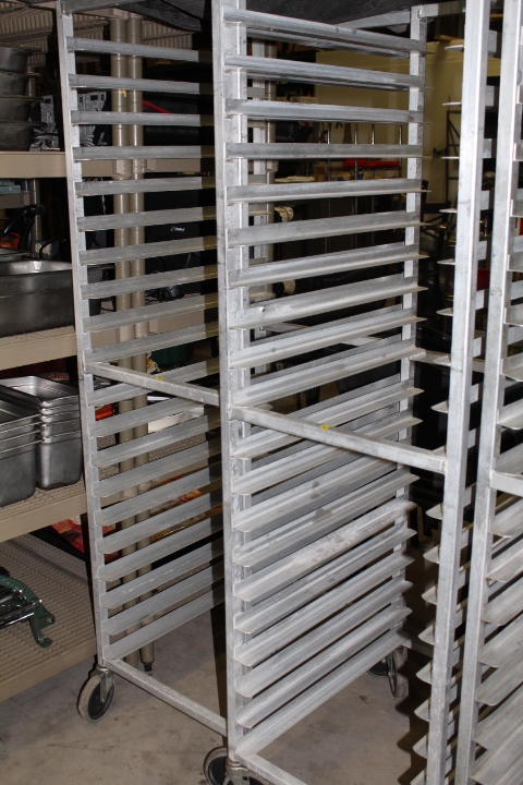 lot 100 image: Sheet Pan Rack