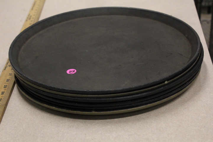 lot 112 image: serving tray lot