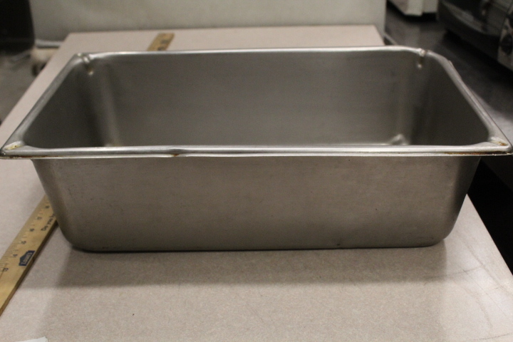 lot 133 image: full size insert pan