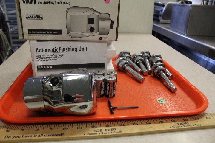 lot 175 image: automatic flushing unit