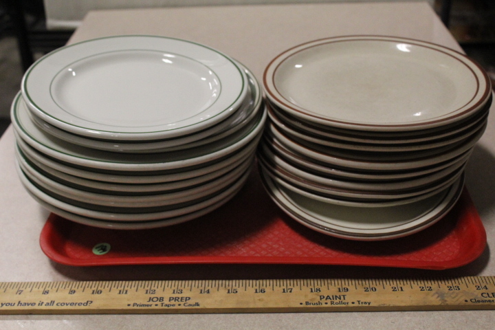lot 194 image: Plate lot