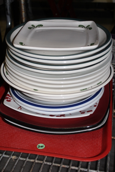 lot 201 image: Plate lot