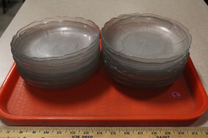 lot 213 image: salad plate lot