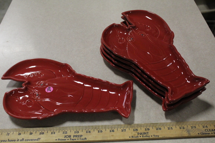 lot 216 image: Lobster plates