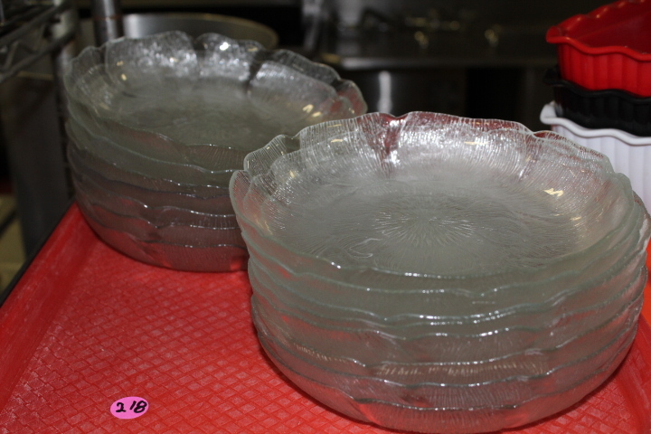 lot 218 image: salad plate lot
