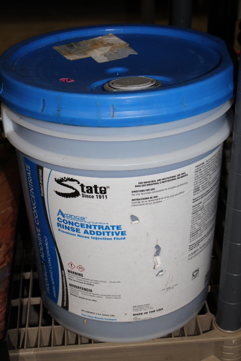 lot 229 image: Concentrate Rinse Additive