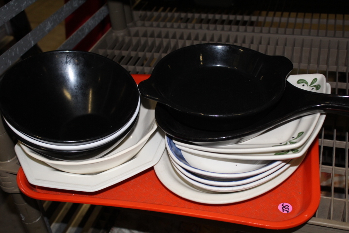 lot 235 image: tray lot