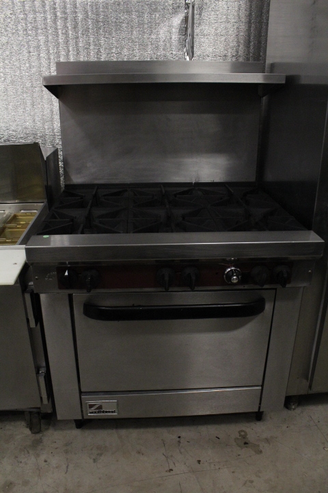 lot 7 image: Southbend 6 burner range