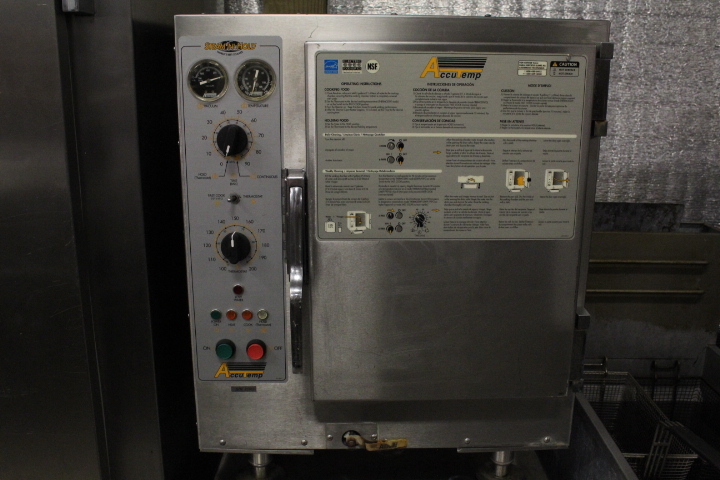 lot 9 image: Accutemp steam n hold