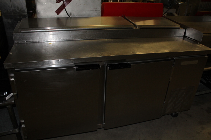 lot 22 image: Beverage Air Pizza Prep Table