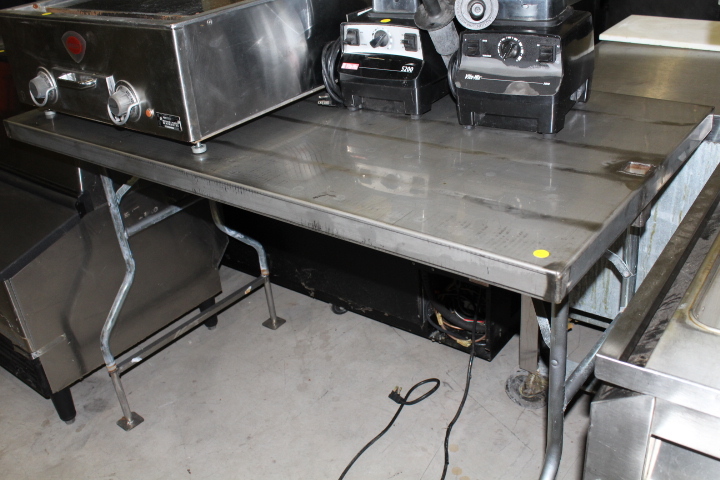 lot 41 image: Stainless steel work table - portable