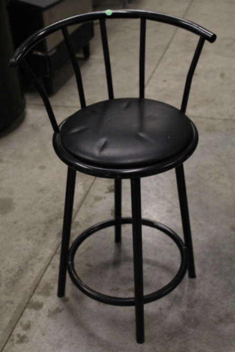 lot 69 image: Stool