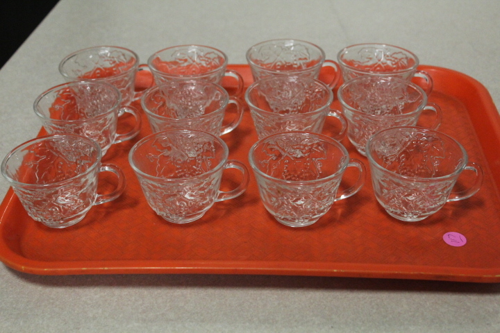 lot 117 image: Punch cups lot