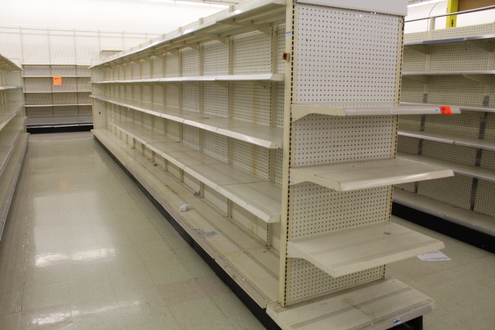 lot 39B image: Gondola Shelving - grocery store  retail