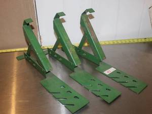 lot 47 image: Roof Jacks