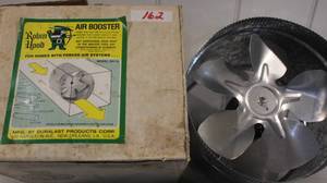 lot 162 image: Robin Hood Air Booster - NIB