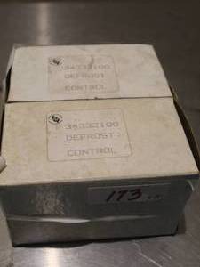 lot 173 image: Defrost Controls - NEW